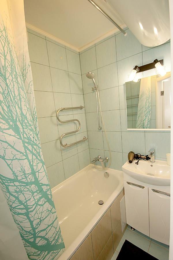 קייב Inn Home Apartments - Pechersk Area מראה חיצוני תמונה