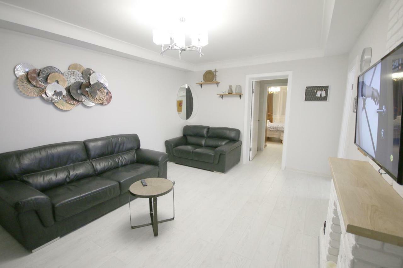 קייב Inn Home Apartments - Pechersk Area מראה חיצוני תמונה
